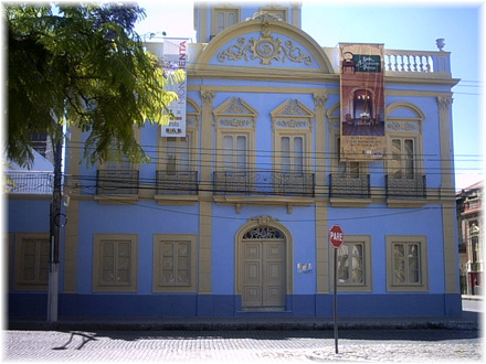 Casa 2 - Centro Cultural Adail B. Costa